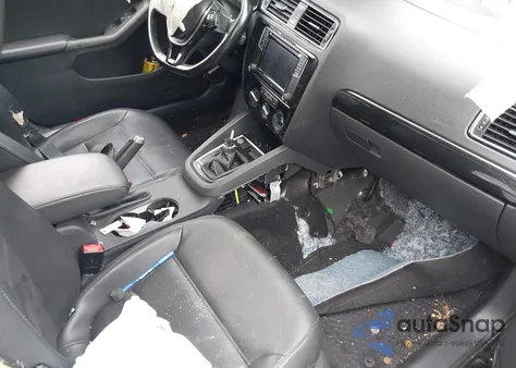 2018 Volkswagen Jetta 1.8T Se Sport from USA, damaged, VIN 3VWD17AJ0JM207689